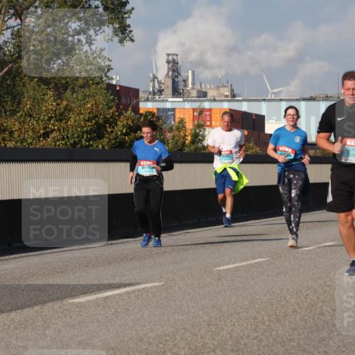03.10.2025 - Köhlbrandbrückenlauf Luisa Fischer http://msf.ph/oto/9018499 03.10.2025 11:07:16 Position 3 1855 meine-sportfotos.de