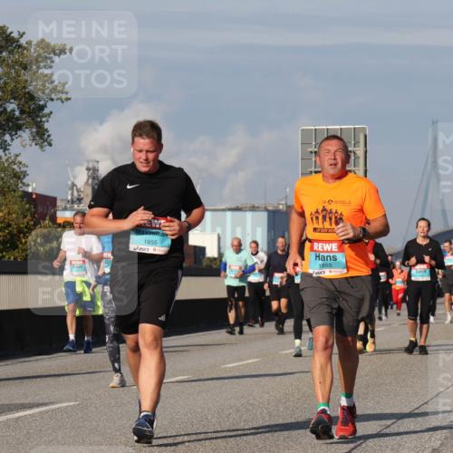 03.10.2025 - Köhlbrandbrückenlauf Luisa Fischer http://msf.ph/oto/9018515 03.10.2025 11:07:19 Position 3 1855, 1853 meine-sportfotos.de