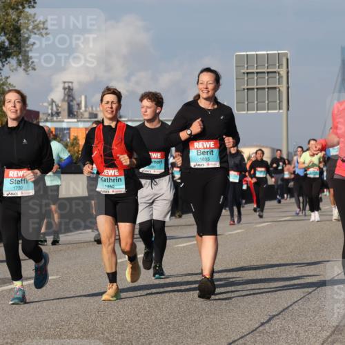 03.10.2025 - Köhlbrandbrückenlauf Luisa Fischer http://msf.ph/oto/9018549 03.10.2025 11:07:25 Position 3 1732, 1440, 3291, 1895 meine-sportfotos.de
