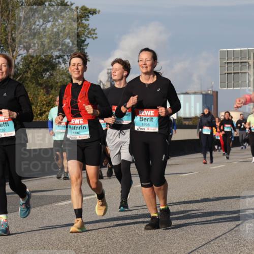 03.10.2025 - Köhlbrandbrückenlauf Luisa Fischer http://msf.ph/oto/9018558 03.10.2025 11:07:27 Position 3 1732, 1440, 1895, 0 meine-sportfotos.de