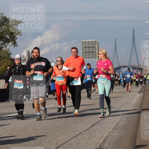 03.10.2025 - Köhlbrandbrückenlauf Luisa Fischer http://msf.ph/oto/9018635 03.10.2025 11:07:39 Position 3 61, 2787, 2000, 3074, 1436, 1652 meine-sportfotos.de