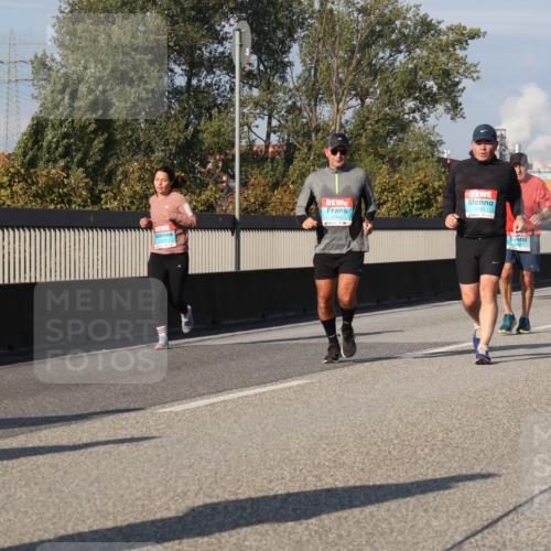 03.10.2025 - Köhlbrandbrückenlauf Luisa Fischer http://msf.ph/oto/9018700 03.10.2025 11:07:51 Position 3 2783, 2784 meine-sportfotos.de