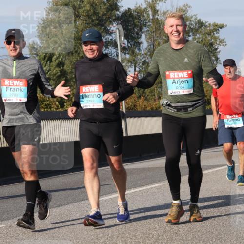 03.10.2025 - Köhlbrandbrückenlauf Luisa Fischer http://msf.ph/oto/9018713 03.10.2025 11:07:54 Position 3 2783, 2782, 2784, 2680, 2001 meine-sportfotos.de