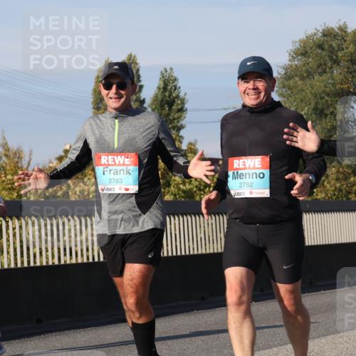 03.10.2025 - Köhlbrandbrückenlauf Luisa Fischer http://msf.ph/oto/9018718 03.10.2025 11:07:55 Position 3 2240, 2783, 2782, 2784 meine-sportfotos.de