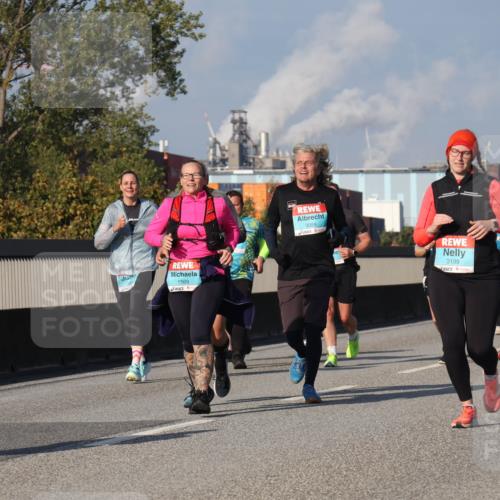 03.10.2025 - Köhlbrandbrückenlauf Luisa Fischer http://msf.ph/oto/9018719 03.10.2025 11:07:59 Position 3 1509, 3089, 3199 meine-sportfotos.de