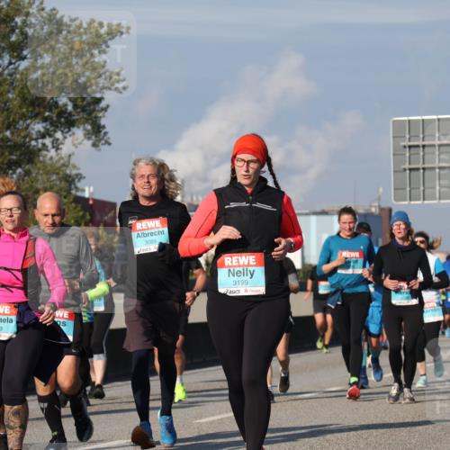 03.10.2025 - Köhlbrandbrückenlauf Luisa Fischer http://msf.ph/oto/9018730 03.10.2025 11:08:01 Position 3 1509, 3089, 3199 meine-sportfotos.de