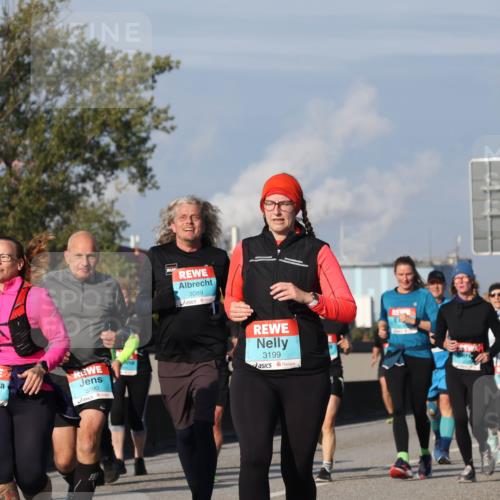 03.10.2025 - Köhlbrandbrückenlauf Luisa Fischer http://msf.ph/oto/9018732 03.10.2025 11:08:01 Position 3 1509, 3090, 3089, 3199 meine-sportfotos.de