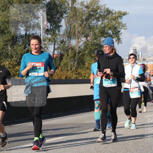 03.10.2025 - Köhlbrandbrückenlauf Luisa Fischer http://msf.ph/oto/9018765 03.10.2025 11:08:07 Position 3 1948, 2019, 2036, 2562 meine-sportfotos.de