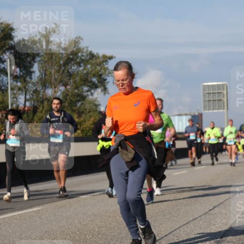 03.10.2025 - Köhlbrandbrückenlauf Luisa Fischer http://msf.ph/oto/9018917 03.10.2025 11:08:32 Position 3  meine-sportfotos.de
