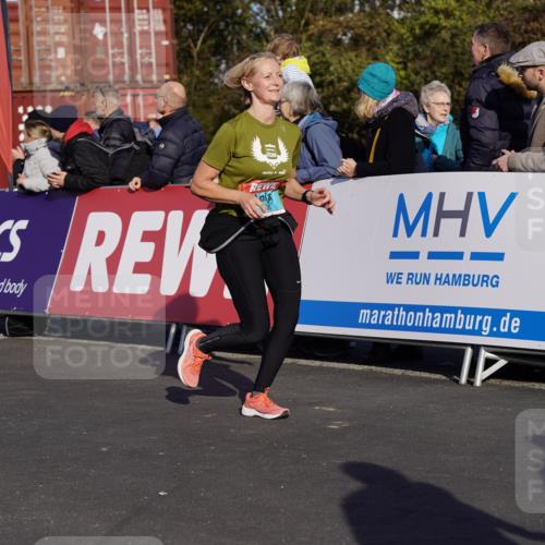 03.10.2025 - Köhlbrandbrückenlauf Michael Burmester http://msf.ph/oto/9018932 03.10.2025 10:19:07 Ziel 1162, 1372, 1712, 1803, 2180, 2231, 2421, 2851, 2853, 3031, 3108, 3133, 3505, 3506, 3676, 3732 meine-sportfotos.de