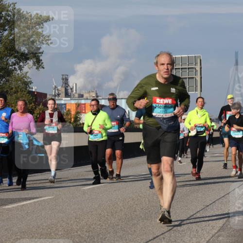 03.10.2025 - Köhlbrandbrückenlauf Luisa Fischer http://msf.ph/oto/9018947 03.10.2025 11:08:37 Position 3 2930, 1713 meine-sportfotos.de