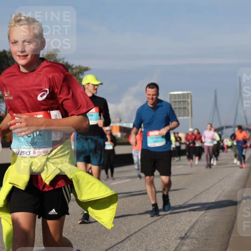 03.10.2025 - Köhlbrandbrückenlauf Luisa Fischer http://msf.ph/oto/9019003 03.10.2025 11:08:47 Position 3 3586 meine-sportfotos.de