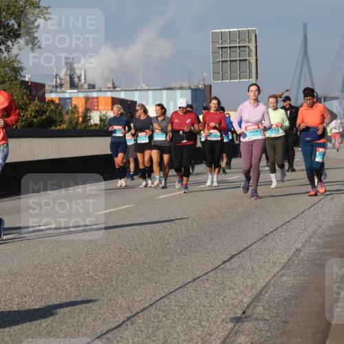 03.10.2025 - Köhlbrandbrückenlauf Luisa Fischer http://msf.ph/oto/9019026 03.10.2025 11:08:51 Position 3  meine-sportfotos.de