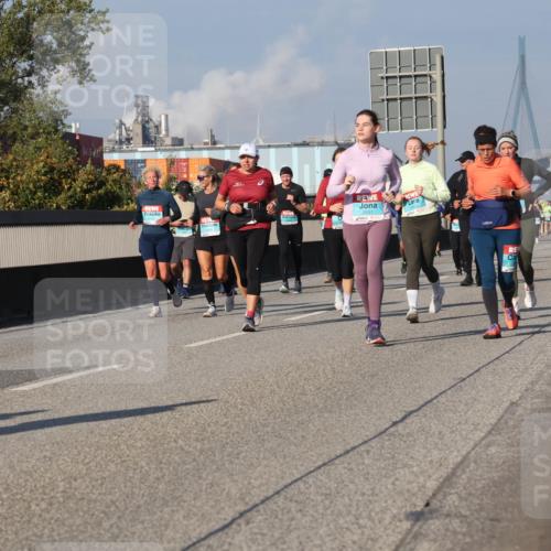 03.10.2025 - Köhlbrandbrückenlauf Luisa Fischer http://msf.ph/oto/9019037 03.10.2025 11:08:53 Position 3  meine-sportfotos.de