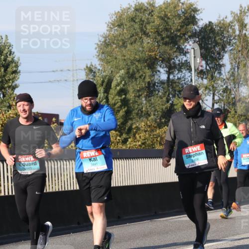 03.10.2025 - Köhlbrandbrückenlauf Luisa Fischer http://msf.ph/oto/9019107 03.10.2025 11:09:04 Position 3 3443, 3441, 2406 meine-sportfotos.de