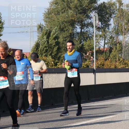 03.10.2025 - Köhlbrandbrückenlauf Luisa Fischer http://msf.ph/oto/9019139 03.10.2025 11:09:09 Position 3 2409, 2574, 3231, 1887, 1004, 181 meine-sportfotos.de