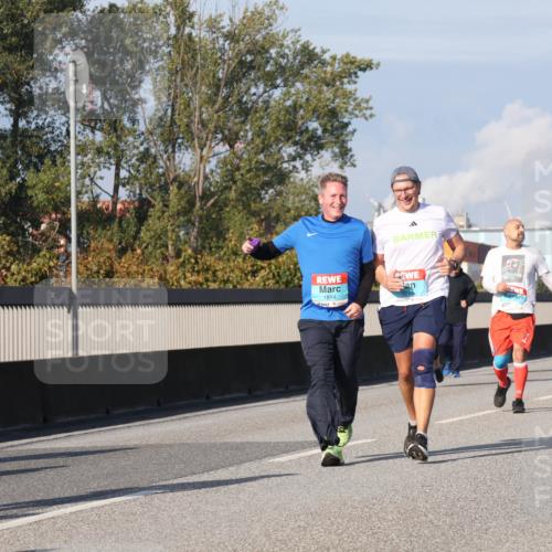 03.10.2025 - Köhlbrandbrückenlauf Luisa Fischer http://msf.ph/oto/9019146 03.10.2025 11:09:10 Position 3 1814 meine-sportfotos.de