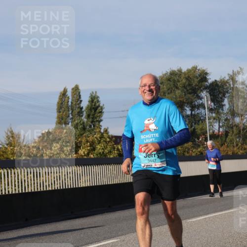 03.10.2025 - Köhlbrandbrückenlauf Luisa Fischer http://msf.ph/oto/9019182 03.10.2025 11:09:16 Position 3 3447 meine-sportfotos.de