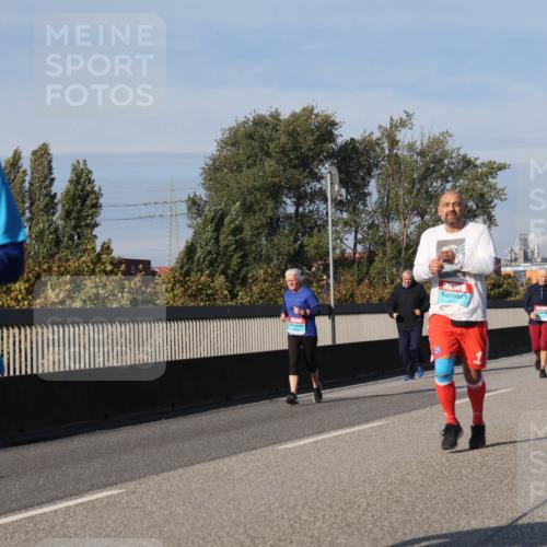 03.10.2025 - Köhlbrandbrückenlauf Luisa Fischer http://msf.ph/oto/9019185 03.10.2025 11:09:17 Position 3 3447 meine-sportfotos.de