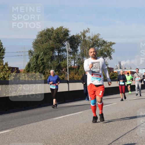 03.10.2025 - Köhlbrandbrückenlauf Luisa Fischer http://msf.ph/oto/9019189 03.10.2025 11:09:17 Position 3  meine-sportfotos.de