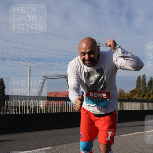 03.10.2025 - Köhlbrandbrückenlauf Luisa Fischer http://msf.ph/oto/9019213 03.10.2025 11:09:21 Position 3 64, 180 meine-sportfotos.de