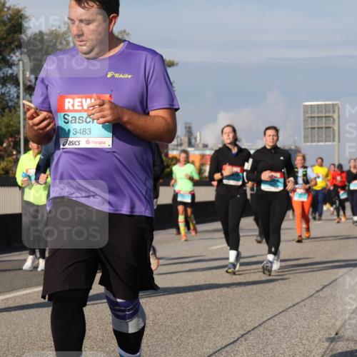 03.10.2025 - Köhlbrandbrückenlauf Luisa Fischer http://msf.ph/oto/9019249 03.10.2025 11:09:45 Position 3 70, 3483 meine-sportfotos.de