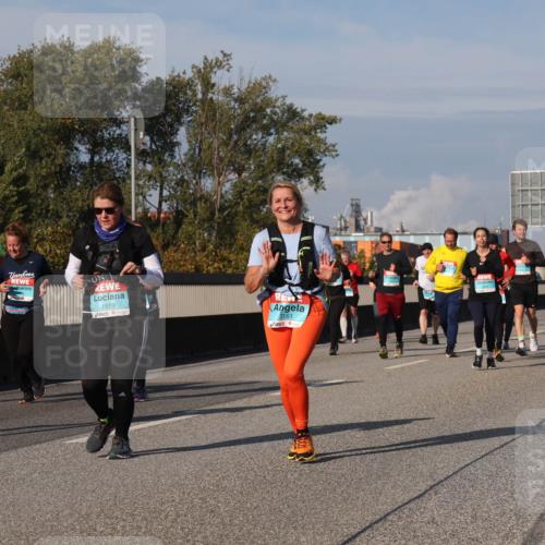 03.10.2025 - Köhlbrandbrückenlauf Luisa Fischer http://msf.ph/oto/9019285 03.10.2025 11:09:51 Position 3 1775, 1579, 3161 meine-sportfotos.de