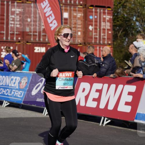 03.10.2025 - Köhlbrandbrückenlauf Michael Burmester http://msf.ph/oto/9019287 03.10.2025 10:19:50 Ziel 1479, 1503, 1547, 1593, 1672, 1743, 1795, 1861, 1917, 2051, 2243, 2674, 3529, 3736, 3796 meine-sportfotos.de