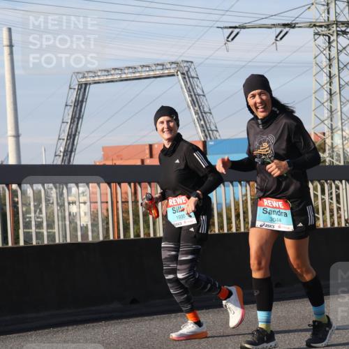 03.10.2025 - Köhlbrandbrückenlauf Luisa Fischer http://msf.ph/oto/9019394 03.10.2025 11:10:09 Position 3 1935, 3044 meine-sportfotos.de