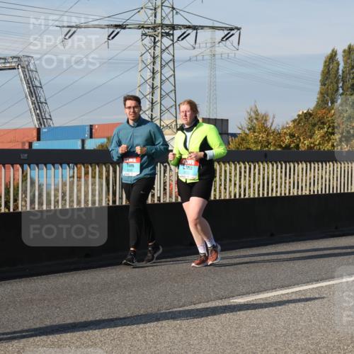 03.10.2025 - Köhlbrandbrückenlauf Luisa Fischer http://msf.ph/oto/9019466 03.10.2025 11:10:20 Position 3 780, 2092, 2112 meine-sportfotos.de
