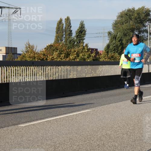 03.10.2025 - Köhlbrandbrückenlauf Luisa Fischer http://msf.ph/oto/9019472 03.10.2025 11:10:21 Position 3  meine-sportfotos.de