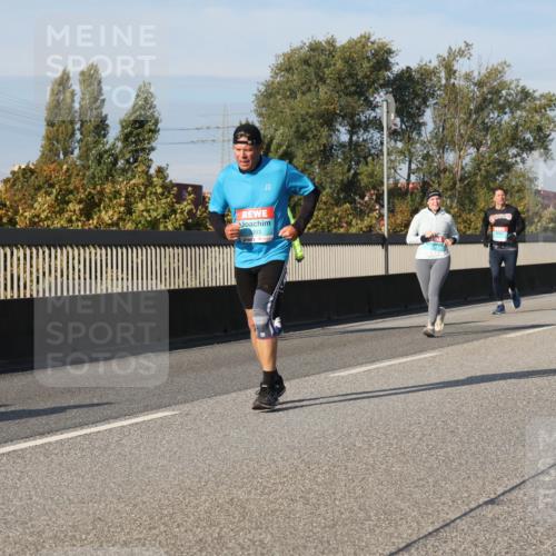 03.10.2025 - Köhlbrandbrückenlauf Luisa Fischer http://msf.ph/oto/9019477 03.10.2025 11:10:22 Position 3 393 meine-sportfotos.de