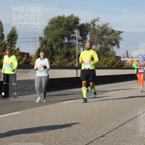 03.10.2025 - Köhlbrandbrückenlauf Luisa Fischer http://msf.ph/oto/9019495 03.10.2025 11:10:24 Position 3 1949, 2935 meine-sportfotos.de