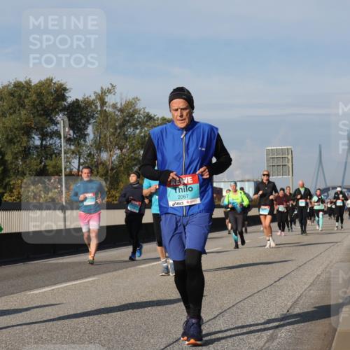 03.10.2025 - Köhlbrandbrückenlauf Luisa Fischer http://msf.ph/oto/9019543 03.10.2025 11:10:29 Position 3 3664, 2067 meine-sportfotos.de