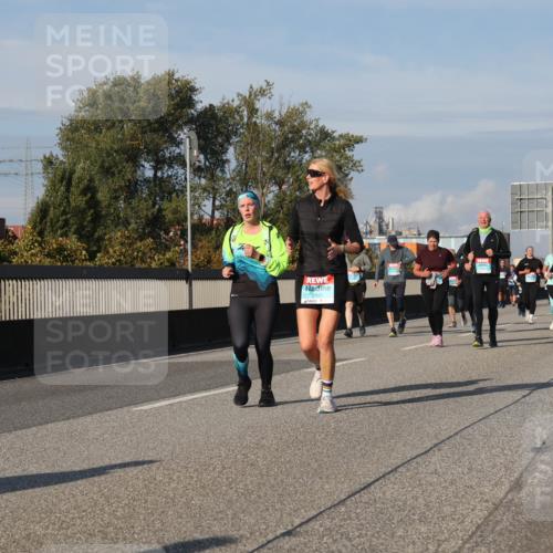 03.10.2025 - Köhlbrandbrückenlauf Luisa Fischer http://msf.ph/oto/9019593 03.10.2025 11:10:35 Position 3 2845 meine-sportfotos.de