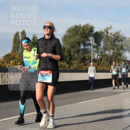 03.10.2025 - Köhlbrandbrückenlauf Luisa Fischer http://msf.ph/oto/9019613 03.10.2025 11:10:37 Position 3 7001, 2845 meine-sportfotos.de