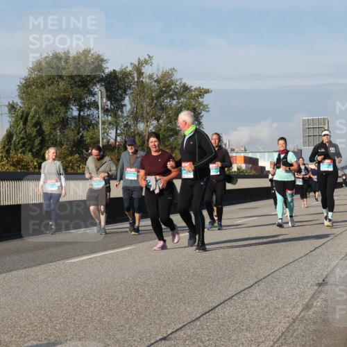 03.10.2025 - Köhlbrandbrückenlauf Luisa Fischer http://msf.ph/oto/9019630 03.10.2025 11:10:39 Position 3  meine-sportfotos.de