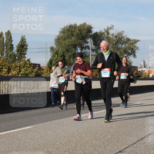 03.10.2025 - Köhlbrandbrückenlauf Luisa Fischer http://msf.ph/oto/9019646 03.10.2025 11:10:40 Position 3 3256 meine-sportfotos.de