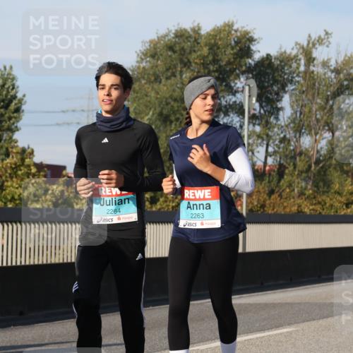 03.10.2025 - Köhlbrandbrückenlauf Luisa Fischer http://msf.ph/oto/9019741 03.10.2025 11:11:06 Position 3 2264, 2263 meine-sportfotos.de