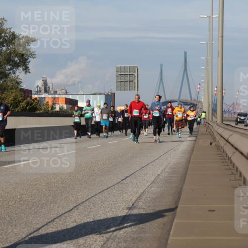 03.10.2025 - Köhlbrandbrückenlauf Luisa Fischer http://msf.ph/oto/9019792 03.10.2025 11:11:13 Position 3  meine-sportfotos.de