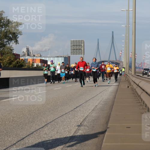 03.10.2025 - Köhlbrandbrückenlauf Luisa Fischer http://msf.ph/oto/9019794 03.10.2025 11:11:13 Position 3  meine-sportfotos.de