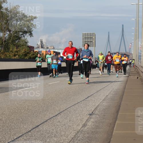 03.10.2025 - Köhlbrandbrückenlauf Luisa Fischer http://msf.ph/oto/9019831 03.10.2025 11:11:17 Position 3  meine-sportfotos.de