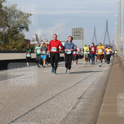 03.10.2025 - Köhlbrandbrückenlauf Luisa Fischer http://msf.ph/oto/9019842 03.10.2025 11:11:18 Position 3  meine-sportfotos.de