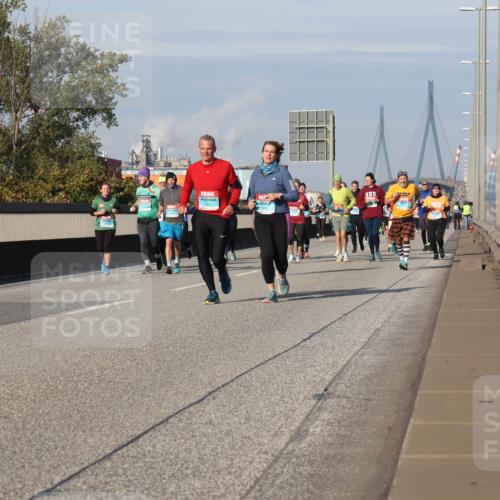 03.10.2025 - Köhlbrandbrückenlauf Luisa Fischer http://msf.ph/oto/9019846 03.10.2025 11:11:18 Position 3  meine-sportfotos.de
