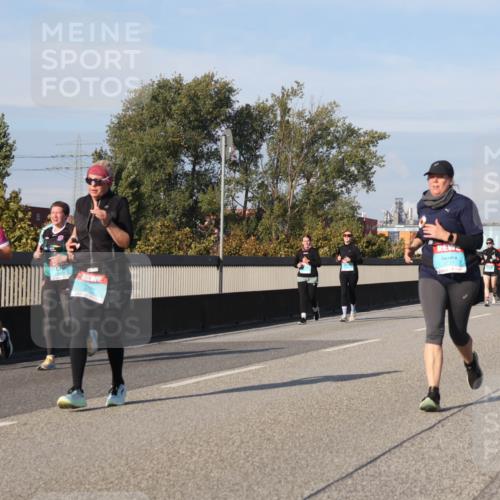 03.10.2025 - Köhlbrandbrückenlauf Luisa Fischer http://msf.ph/oto/9020002 03.10.2025 11:11:41 Position 3 3737 meine-sportfotos.de