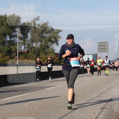 03.10.2025 - Köhlbrandbrückenlauf Luisa Fischer http://msf.ph/oto/9020005 03.10.2025 11:11:42 Position 3 3737 meine-sportfotos.de