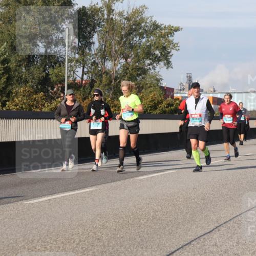 03.10.2025 - Köhlbrandbrückenlauf Luisa Fischer http://msf.ph/oto/9020061 03.10.2025 11:11:49 Position 3  meine-sportfotos.de