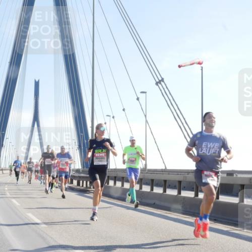 03.10.2025 - Köhlbrandbrückenlauf Matties Gatica Varas http://msf.ph/oto/9020187 03.10.2025 12:21:27 Position 1  meine-sportfotos.de