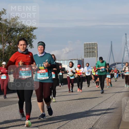 03.10.2025 - Köhlbrandbrückenlauf Luisa Fischer http://msf.ph/oto/9020212 03.10.2025 11:12:11 Position 3 3819, 202, 3479, 1700 meine-sportfotos.de