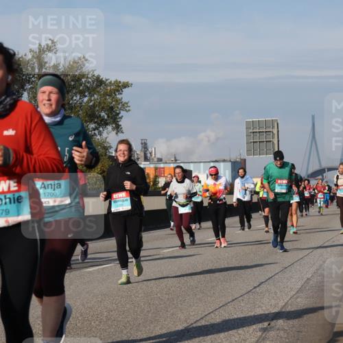 03.10.2025 - Köhlbrandbrückenlauf Luisa Fischer http://msf.ph/oto/9020228 03.10.2025 11:12:13 Position 3 3479, 1700, 2385 meine-sportfotos.de